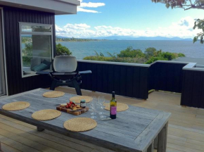 Lakeview House - Taupo Holiday Home